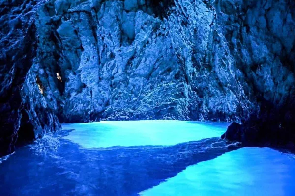 Pleter Travel Blue Cave 5 Island Tour image